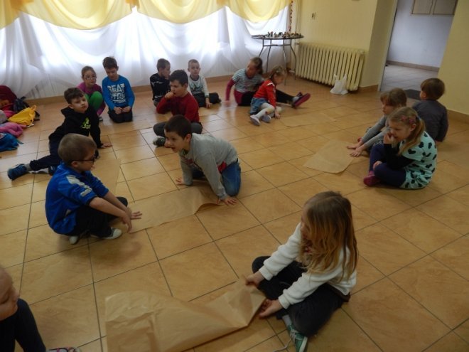 Ferie z Biblioteka w Olszewie-Borkach [12.02.2016] - zdjęcie #44 - eOstroleka.pl