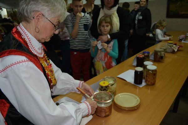 „Kominki Kurpiowskie” w Łysych [12.02.2016] - zdjęcie #12 - eOstroleka.pl