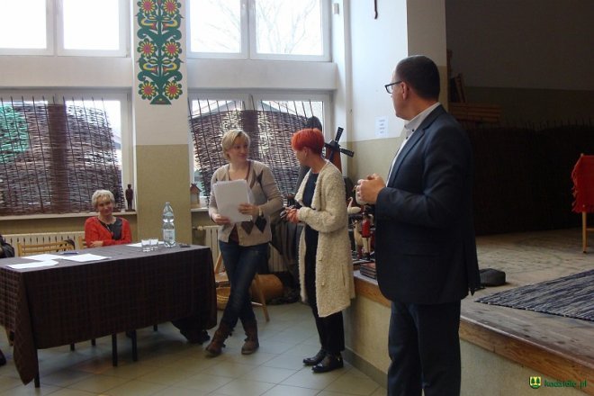 „Konkurs Jednego Wiersza”” w kadzidlańskiej bibliotece [13.02.2016] - zdjęcie #30 - eOstroleka.pl