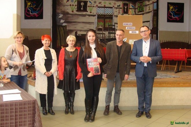 „Konkurs Jednego Wiersza”” w kadzidlańskiej bibliotece [13.02.2016] - zdjęcie #37 - eOstroleka.pl