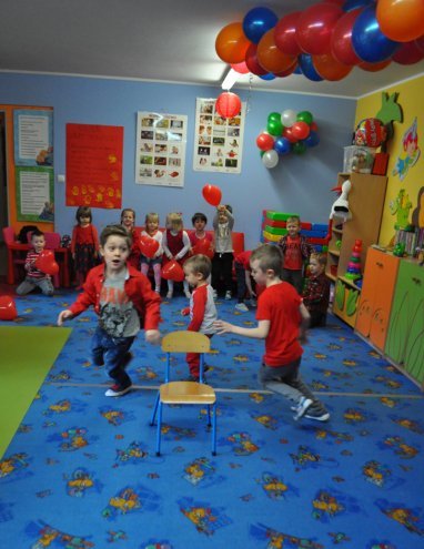 Walentynki w Puncie Przedszkolnym „Kangurek” [12.02.2016] - zdjęcie #39 - eOstroleka.pl