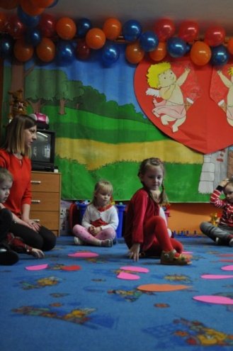 Walentynki w Puncie Przedszkolnym „Kangurek” [12.02.2016] - zdjęcie #34 - eOstroleka.pl