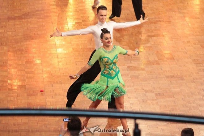 Trwają Mistrzostwa Polski FTS w tańcach latynoamerykańskich i 32 OTTT „O Złotą Podwiązkę” [13.02.2016] - zdjęcie #15 - eOstroleka.pl
