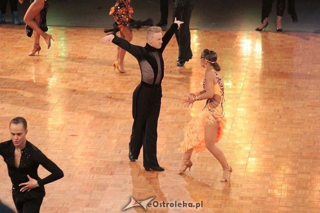 Trwają Mistrzostwa Polski FTS w tańcach latynoamerykańskich i 32 OTTT „O Złotą Podwiązkę” [13.02.2016] - zdjęcie #13 - eOstroleka.pl