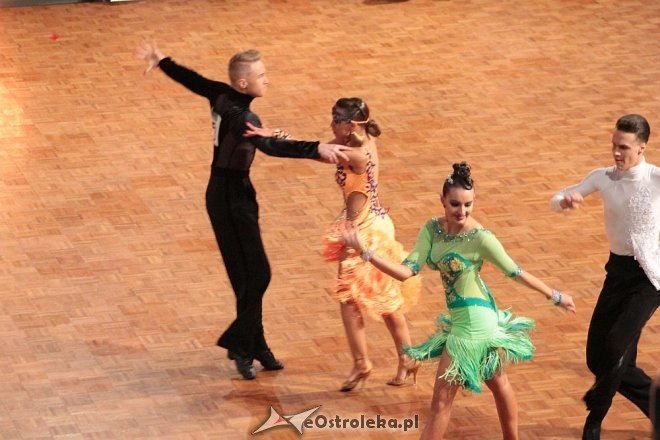 Trwają Mistrzostwa Polski FTS w tańcach latynoamerykańskich i 32 OTTT „O Złotą Podwiązkę” [13.02.2016] - zdjęcie #12 - eOstroleka.pl