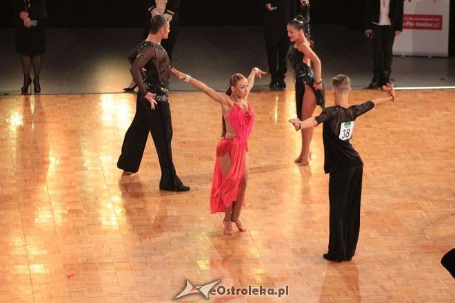 Trwają Mistrzostwa Polski FTS w tańcach latynoamerykańskich i 32 OTTT „O Złotą Podwiązkę” [13.02.2016] - zdjęcie #9 - eOstroleka.pl
