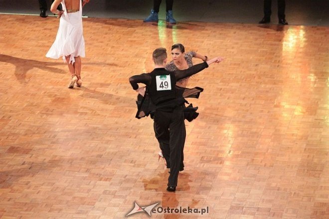 Trwają Mistrzostwa Polski FTS w tańcach latynoamerykańskich i 32 OTTT „O Złotą Podwiązkę” [13.02.2016] - zdjęcie #8 - eOstroleka.pl