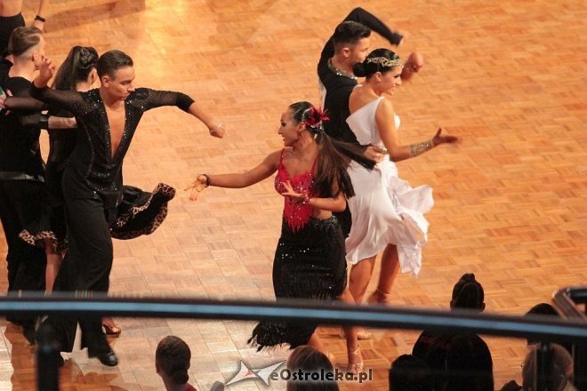 Trwają Mistrzostwa Polski FTS w tańcach latynoamerykańskich i 32 OTTT „O Złotą Podwiązkę” [13.02.2016] - zdjęcie #5 - eOstroleka.pl