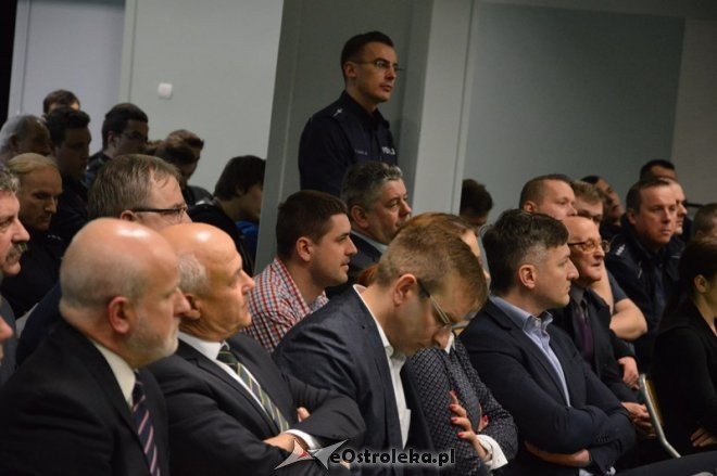 Debata o bezpieczeństwie w Ostrołęce [18.02.2016] - zdjęcie #3 - eOstroleka.pl