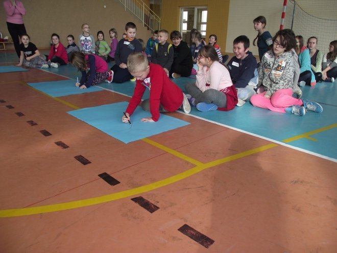 Ferie zimowe dla dzieci z GOPS w Baranowie [18.02.2016] - zdjęcie #20 - eOstroleka.pl