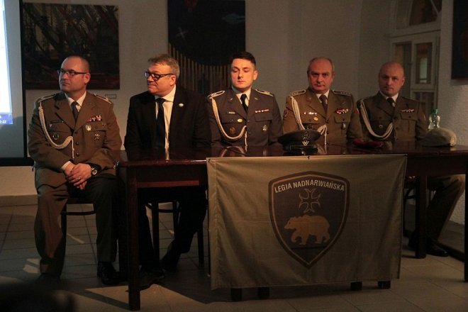 Ostrołęka: Weterani wojskowi opowiadali o misji w Karbali [22.02.2016] - zdjęcie #3 - eOstroleka.pl