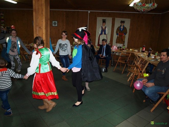Bal karnawałowy w Golance [24.02.2016] - zdjęcie #8 - eOstroleka.pl