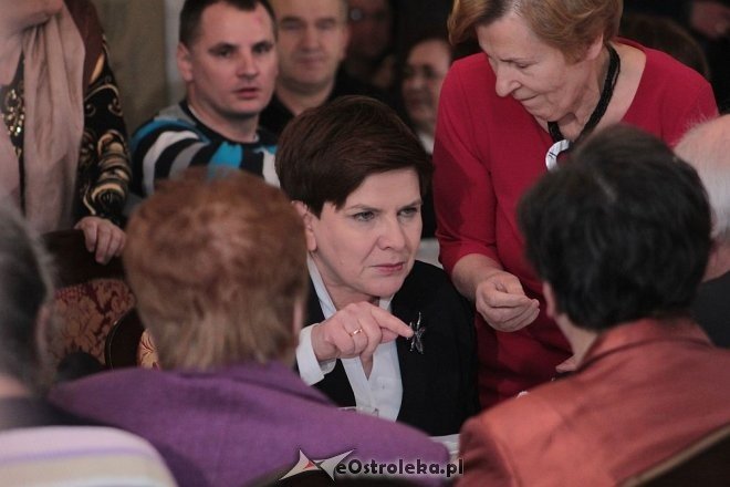 Tylko u nas! Premier RP Beata Szydło z wizytą w Makowie Mazowieckim [26.02.2016] - zdjęcie #16 - eOstroleka.pl