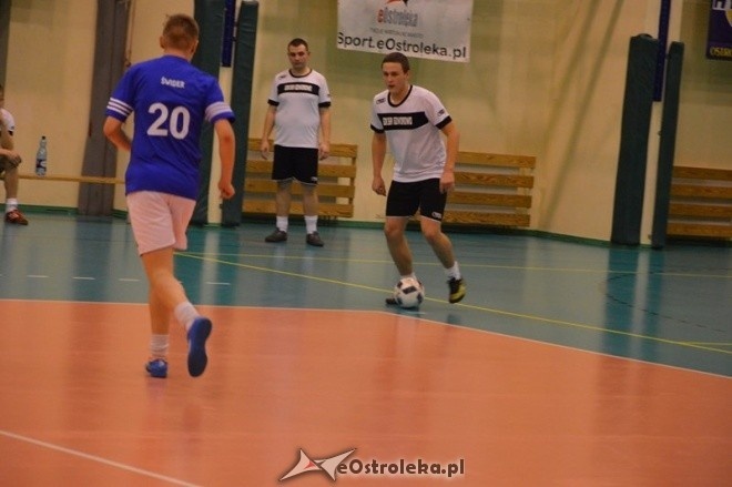 9. kolejka Nocnej Ligi Futsalu [27.02.2016] - zdjęcie #9 - eOstroleka.pl