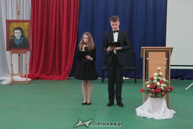Święto patrona w Gimnazjum nr 2 im. Danuty Siedzikówny „Inki” [01.03.2016] - zdjęcie #28 - eOstroleka.pl