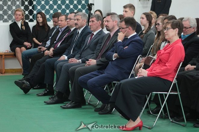Święto patrona w Gimnazjum nr 2 im. Danuty Siedzikówny „Inki” [01.03.2016] - zdjęcie #14 - eOstroleka.pl