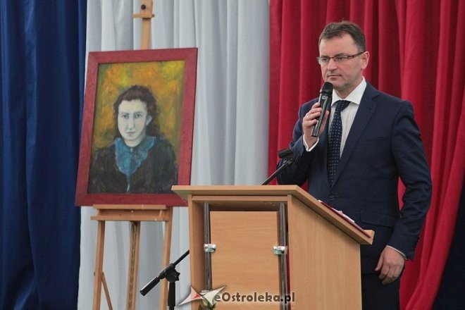 Święto patrona w Gimnazjum nr 2 im. Danuty Siedzikówny „Inki” [01.03.2016] - zdjęcie #6 - eOstroleka.pl