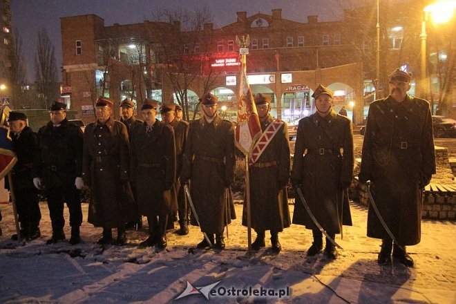 Ostrołęczanie uczcili pamięć Żołnierzy Wyklętych [01.03.2016] - zdjęcie #85 - eOstroleka.pl