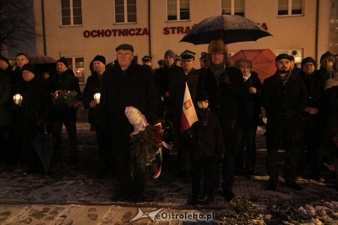 Ostrołęczanie uczcili pamięć Żołnierzy Wyklętych [01.03.2016] - zdjęcie #66 - eOstroleka.pl