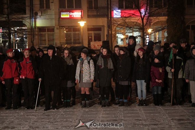 Ostrołęczanie uczcili pamięć Żołnierzy Wyklętych [01.03.2016] - zdjęcie #41 - eOstroleka.pl