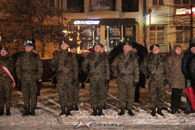 Ostrołęczanie uczcili pamięć Żołnierzy Wyklętych [01.03.2016] - zdjęcie #39 - eOstroleka.pl