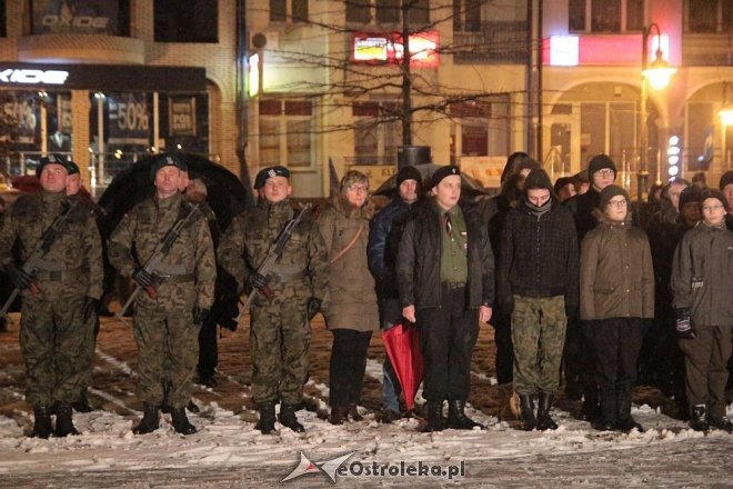 Ostrołęczanie uczcili pamięć Żołnierzy Wyklętych [01.03.2016] - zdjęcie #38 - eOstroleka.pl