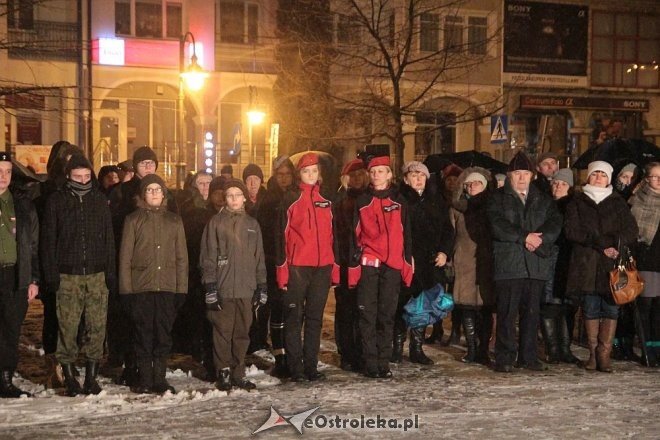 Ostrołęczanie uczcili pamięć Żołnierzy Wyklętych [01.03.2016] - zdjęcie #65 - eOstroleka.pl