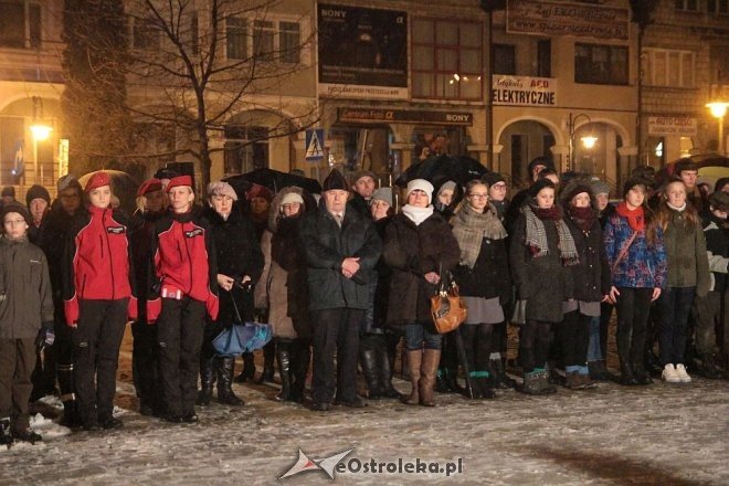 Ostrołęczanie uczcili pamięć Żołnierzy Wyklętych [01.03.2016] - zdjęcie #35 - eOstroleka.pl