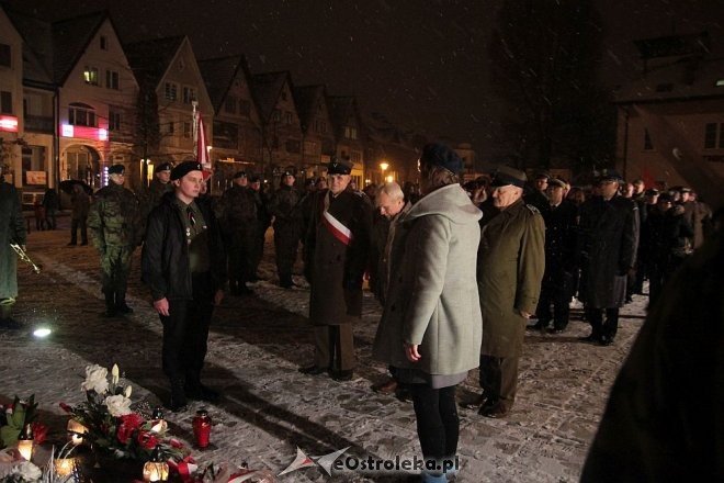 Ostrołęczanie uczcili pamięć Żołnierzy Wyklętych [01.03.2016] - zdjęcie #77 - eOstroleka.pl