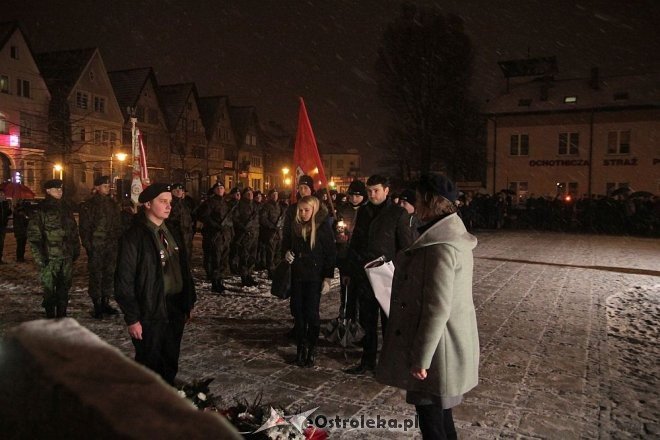 Ostrołęczanie uczcili pamięć Żołnierzy Wyklętych [01.03.2016] - zdjęcie #2 - eOstroleka.pl