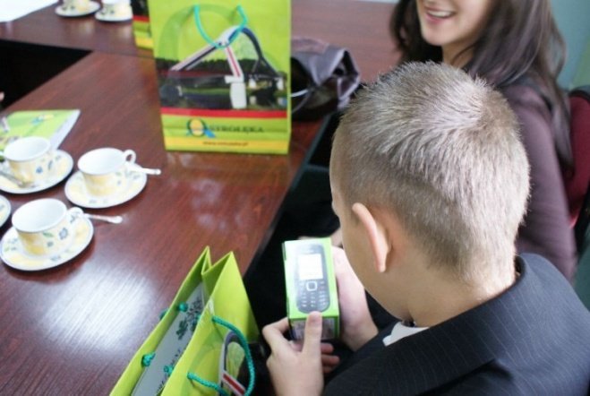 Nagrody za zbiórkę baterii (15.10.09)  - zdjęcie #4 - eOstroleka.pl