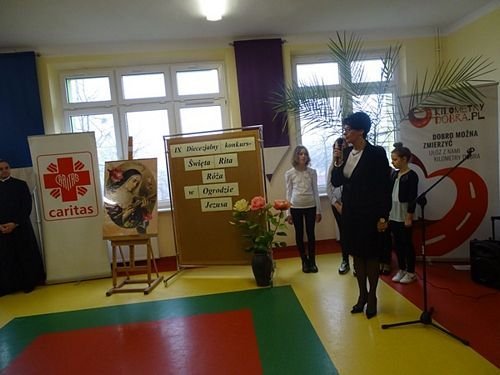 Diecezjalny Konkurs Wiedzy o Ogniskach Szkolnych Caritas w Łomży [11.03.2016] - zdjęcie #1 - eOstroleka.pl