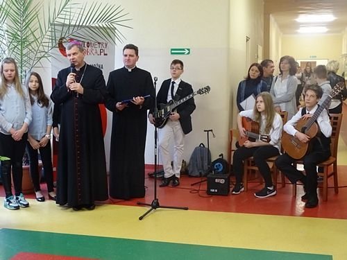 Diecezjalny Konkurs Wiedzy o Ogniskach Szkolnych Caritas w Łomży [11.03.2016] - zdjęcie #2 - eOstroleka.pl
