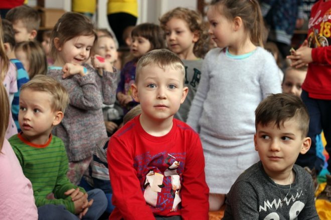 Akcja profilaktyczna pod hasłem „Uczeń  piątki chwat i zuch, w zdrowym ciele, zdrowy duch - zdjęcie #3 - eOstroleka.pl