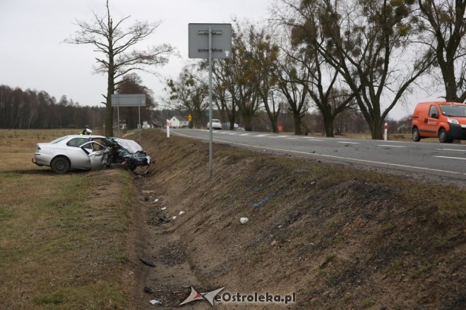 Wypadek w Łodziskach [19.03.2016] - zdjęcie #10 - eOstroleka.pl