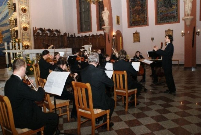 Koncert łomżyńskiej Filharmonii Kameralnej (18.10.09) - zdjęcie #9 - eOstroleka.pl