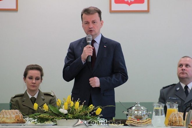 Minister MSWiA Mariusz Błaszczak w Ostrołęce [23.03.2016] - zdjęcie #21 - eOstroleka.pl