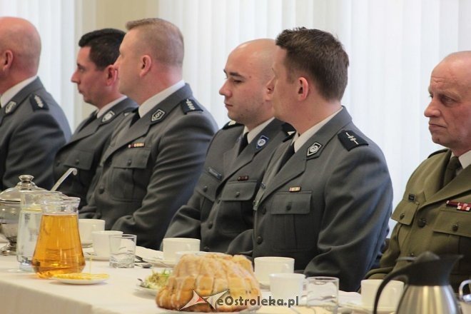 Minister MSWiA Mariusz Błaszczak w Ostrołęce [23.03.2016] - zdjęcie #12 - eOstroleka.pl