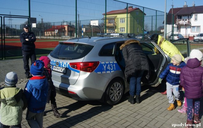 Komisarz Kurpik w Przedszkolu Samorządowym w Dylewie [31.03.2016] - zdjęcie #17 - eOstroleka.pl