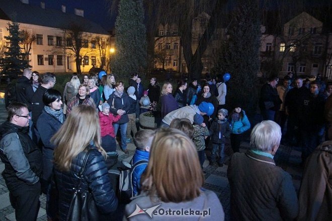 Światowy Dzień Świadomości Autyzmu w Ostrołęce [02.04.2016] - zdjęcie #11 - eOstroleka.pl