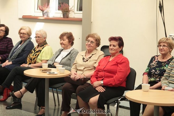 Śpiewające spotkania w Muzeum Kultury Kurpiowskiej w Ostrołęce [03.04.2016] - zdjęcie #17 - eOstroleka.pl
