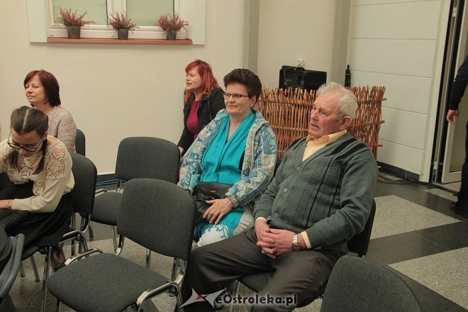 Śpiewające spotkania w Muzeum Kultury Kurpiowskiej w Ostrołęce [03.04.2016] - zdjęcie #9 - eOstroleka.pl