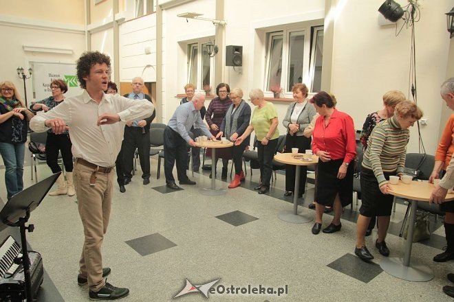 Śpiewające spotkania w Muzeum Kultury Kurpiowskiej w Ostrołęce [03.04.2016] - zdjęcie #14 - eOstroleka.pl