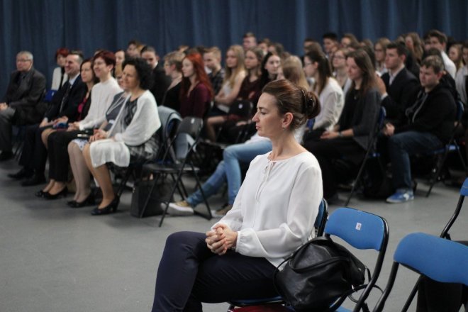 Święto patrona w I Liceum Ogólnokształcącym im. gen. Józefa Bema w Ostrołęce [06.04.2016] - zdjęcie #5 - eOstroleka.pl
