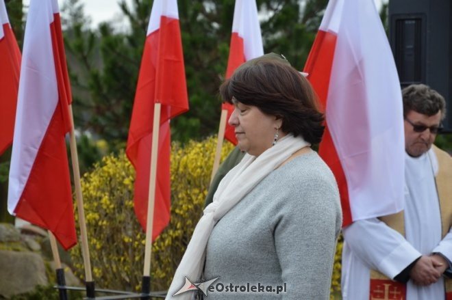 Miejskie obchody rocznicy zbrodni katyńskiej i katastrofy smoleńskiej [09.04.2016]  - zdjęcie #15 - eOstroleka.pl