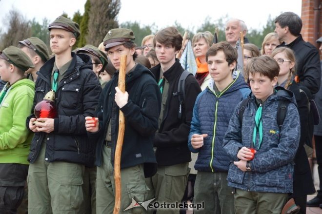Miejskie obchody rocznicy zbrodni katyńskiej i katastrofy smoleńskiej [09.04.2016]  - zdjęcie #7 - eOstroleka.pl