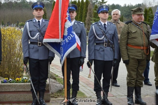 Miejskie obchody rocznicy zbrodni katyńskiej i katastrofy smoleńskiej [09.04.2016]  - zdjęcie #4 - eOstroleka.pl