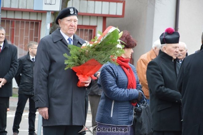 6. rocznica katastrofy smoleńskiej - obchody w Ostrołęce [10.04.2016] - zdjęcie #5 - eOstroleka.pl