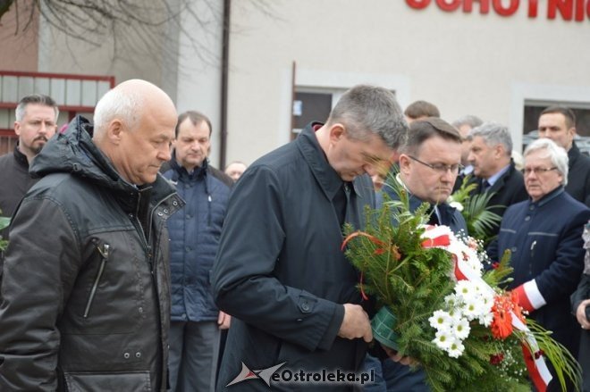 6. rocznica katastrofy smoleńskiej - obchody w Ostrołęce [10.04.2016] - zdjęcie #19 - eOstroleka.pl