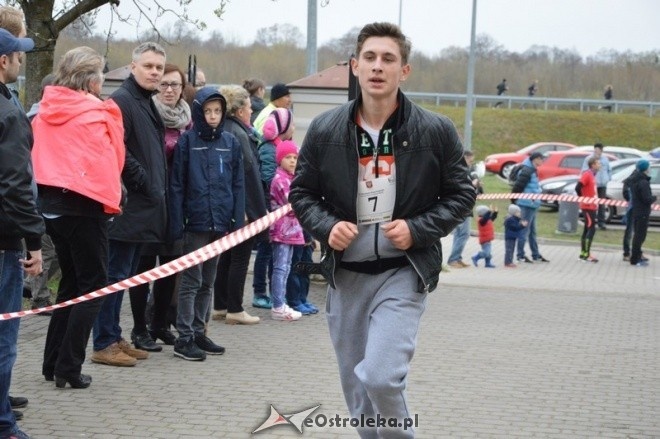 II Bieg Papieski w Ostrołęce [10.04.2016] - zdjęcie #69 - eOstroleka.pl